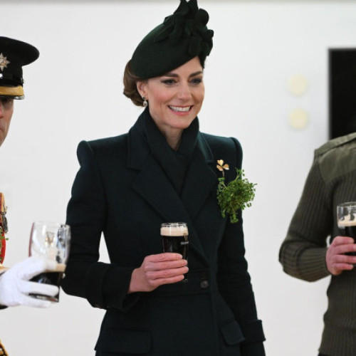Printesa de Wales a sarbatorit Ziua Sfantului Patrick alaturi de Garda Irlandeza