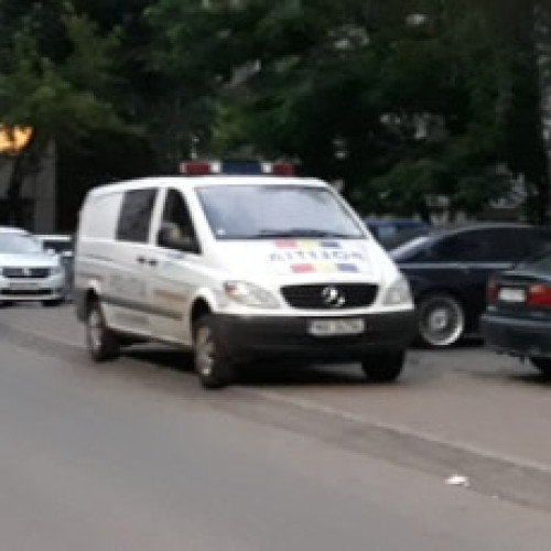 Intervenție a poliției după o partidă de poker între doi veri