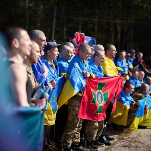 Rusia acuză Ucraina că a amânat schimbul de prizonieri și trupurile soldaților uciși, acțiune programată pentru acest weekend, potrivit AFP, citată de News.ro. Conform negociatorului-sef rus Vladimir Medinski, partea ucraineană a „amânat în mod neașteptat primirea cadavrelor și schimbul de prizonieri de război la o dată nespecificată”.