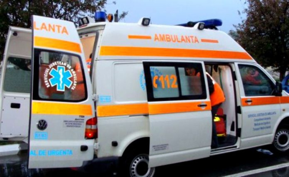 Microbist în vârstă de 68 de ani a murit în autocarul de după meci