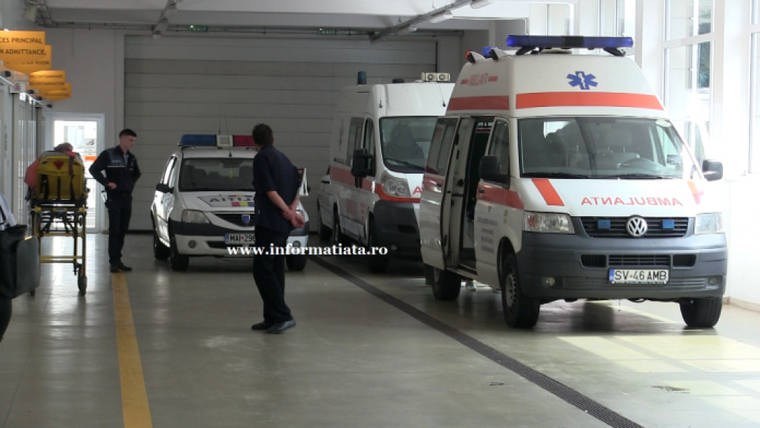 Copil lovit cu mașina de unchiul său, pe când se juca în curtea bunicilor