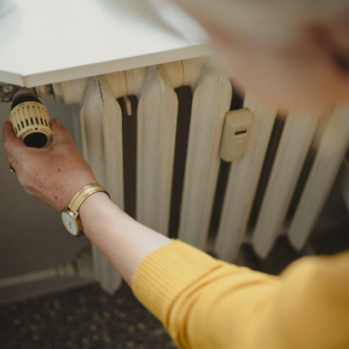 Peste 500 de imobile din București rămân fără apă caldă din cauza unor avarii grave