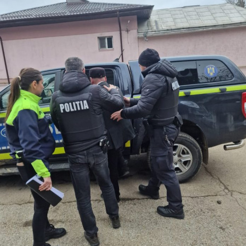 Bărbat din Rădăuți arestat preventiv pentru ultraj după ce a fost căutat de polițiști