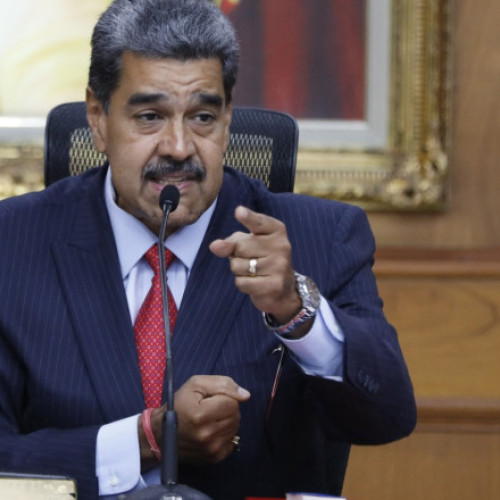 Maduro cere retragerea cetățeniei pentru cei care susțin o invazie străină