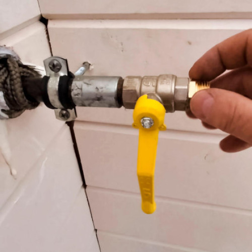 Furnizarea gazelor, oprită pentru aproape o mie de clienţi din sectorul 1 Bucureşti