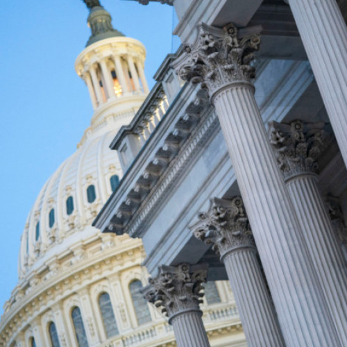 Senatul SUA votează împotriva tarifelor globale impuse de Donald Trump