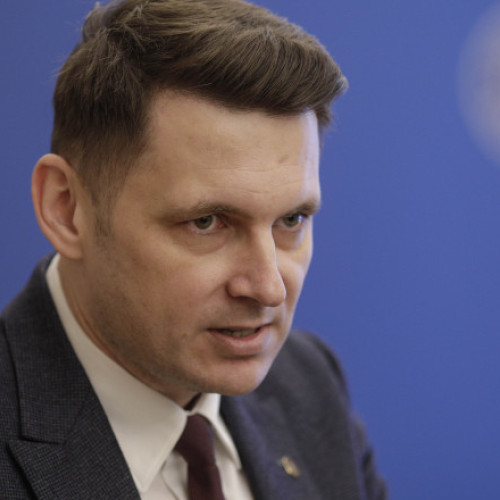 Președintele Senatului: Încrederea în politicieni și instituții este foarte scăzută în România